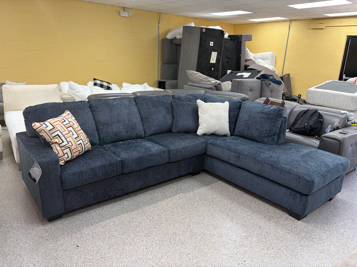 Aviemore 2 piece sectional with chaise